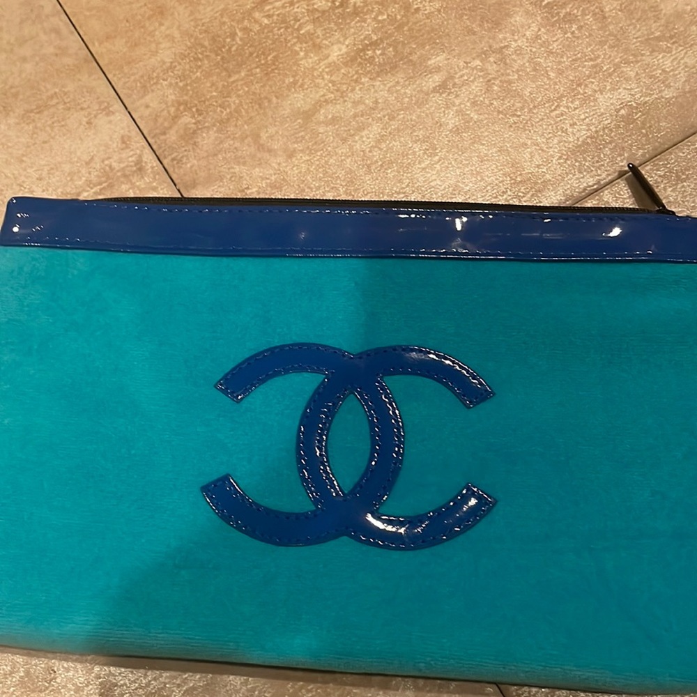 Chanel cosmetic bag